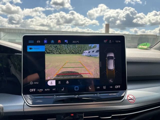 Volkswagen Golf 1.5 eTSI Golf VIII