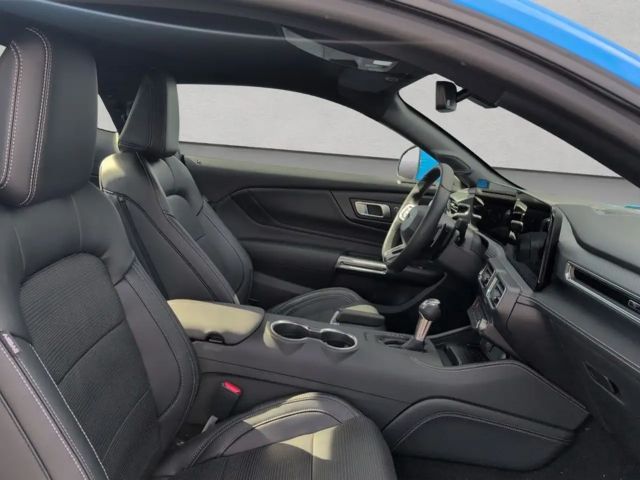 Ford Mustang Fastback GT 5.0 V8