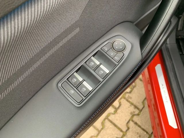 Renault Captur Alpine E-Tech Esprit