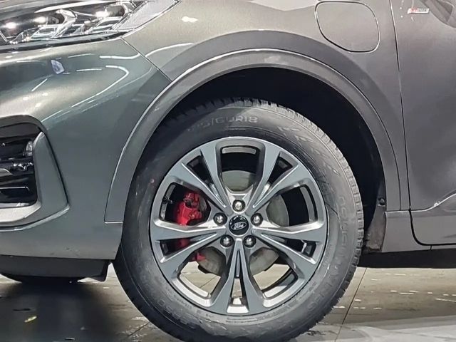 Ford Kuga Plug in Hybrid ST Line X