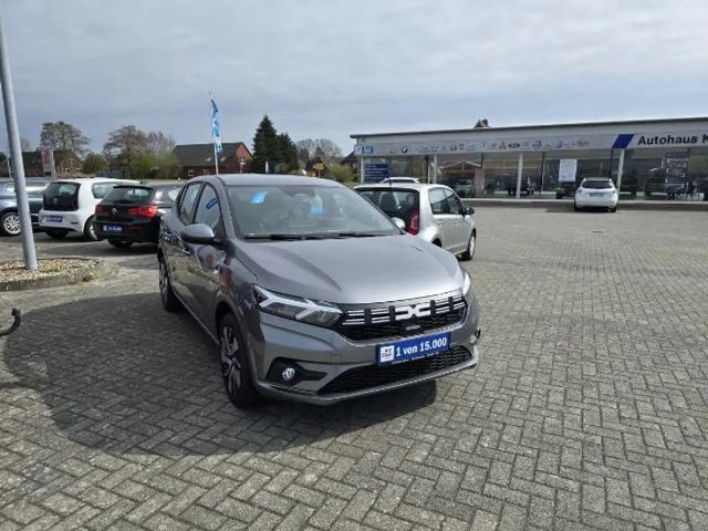 Dacia Sandero Expression KAMERA+SHZ+PDC+DAB+ KLIMA 1.0 TCe..