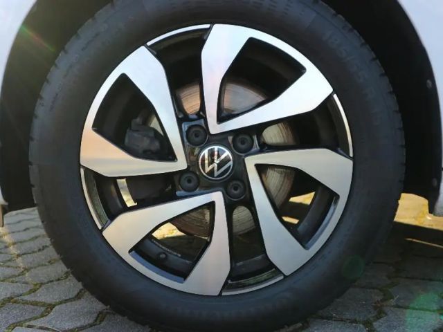 Volkswagen up! Active