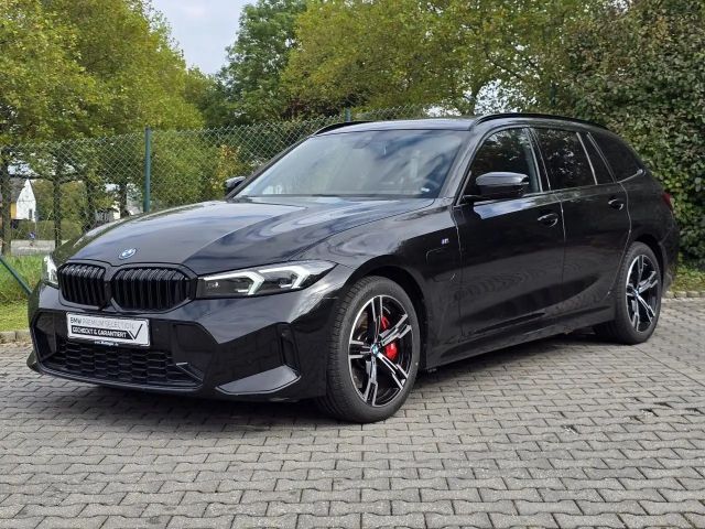 BMW 330 330e M-Sport Touring