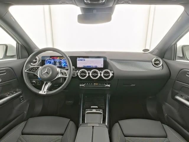 Mercedes-Benz EQA 300 4MATIC