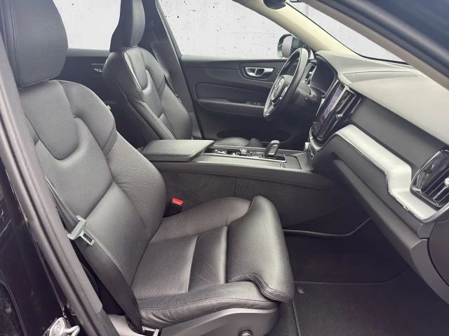 Volvo XC60 AWD Momentum