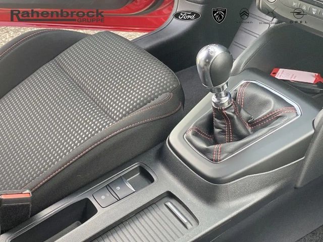 Ford Focus EcoBoost ST Line Wagon