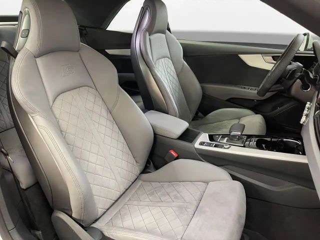 Audi A5 35 TDI Cabriolet S-Line