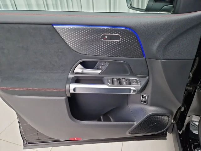 Mercedes-Benz EQB 250