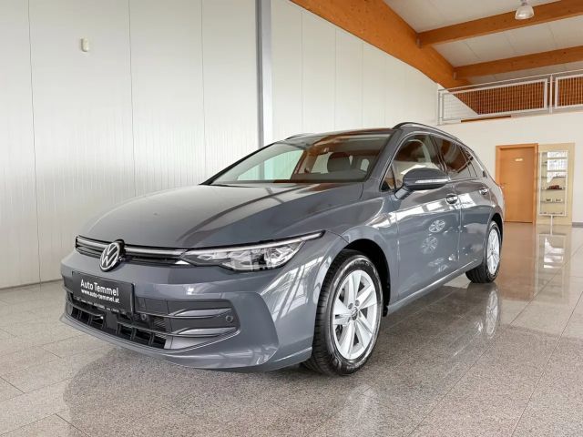 Volkswagen Golf 1.5 TSI Life Variant