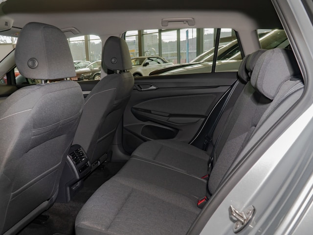 Volkswagen Golf 1.0 TSI Golf VIII Move Variant