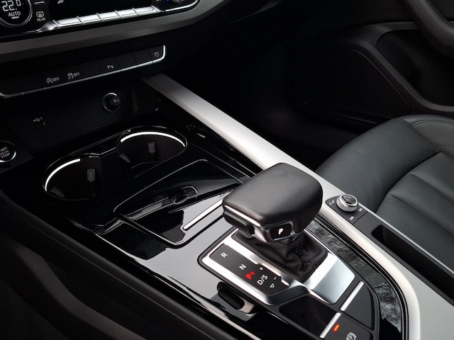 Audi A4 35 TFSI Avant S-Line S-Tronic