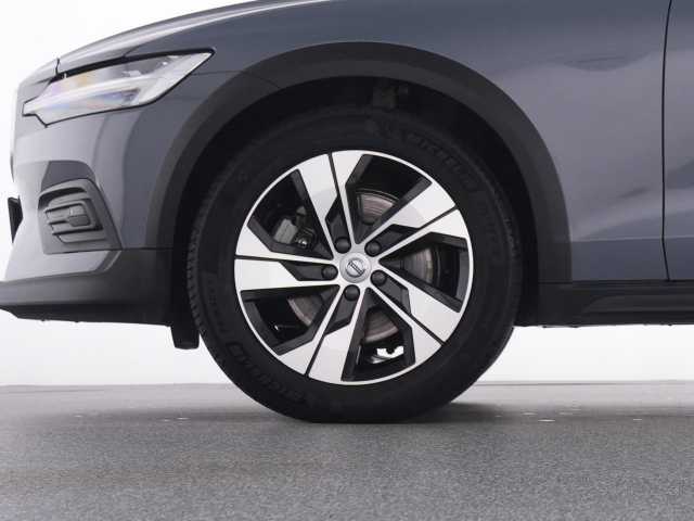 Volvo V60 Cross Country CC