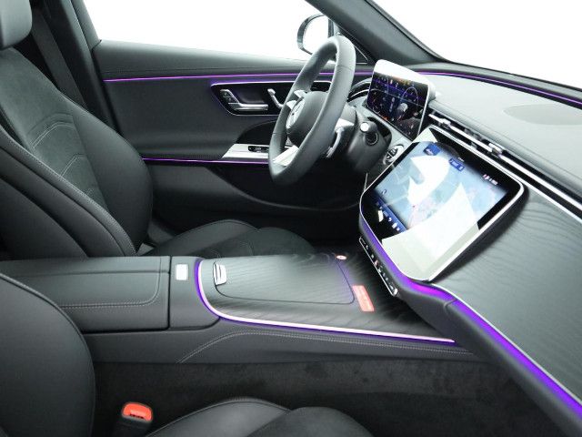 Mercedes-Benz E 220 AMG Line E 220 d Sedan