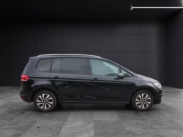 Volkswagen Touran TSI Active STH LED Navi ACC Park-Assist SH