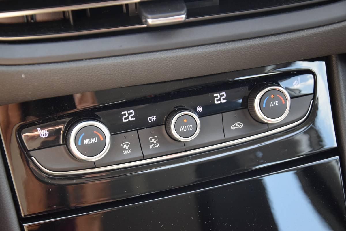 Opel Grandland 1.2 Turbo Turbo