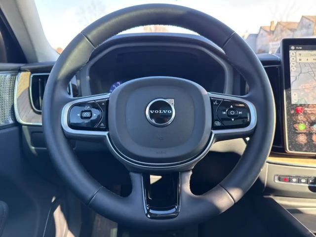 Volvo XC60 AWD Dark Ultra