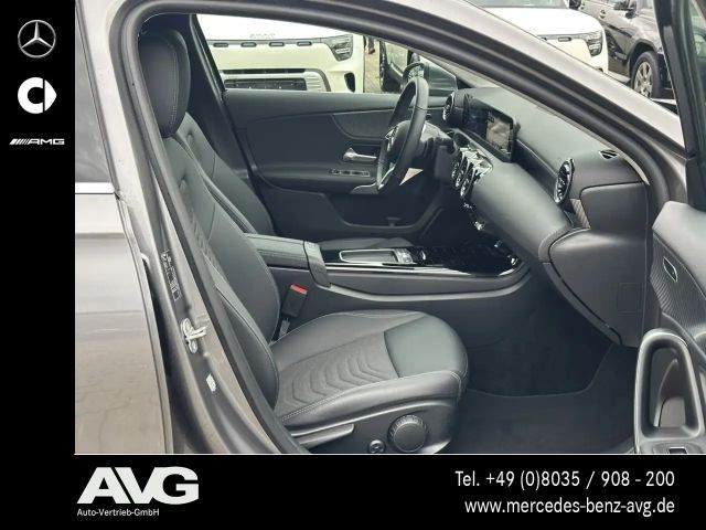 Mercedes-Benz A 200 Progressive