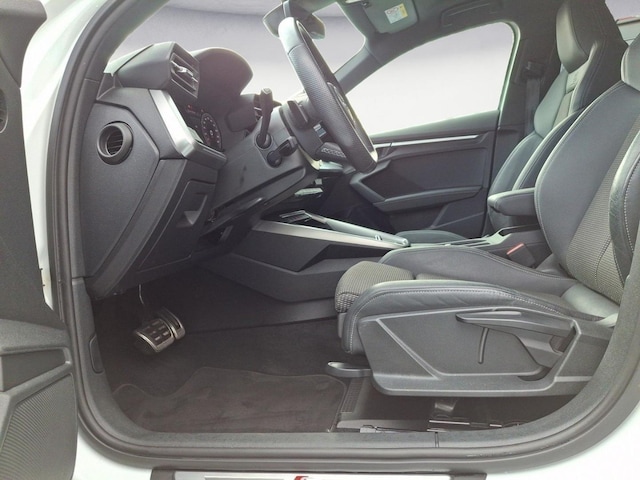 Audi A3 35 TFSI S-Line S-Tronic Sportback