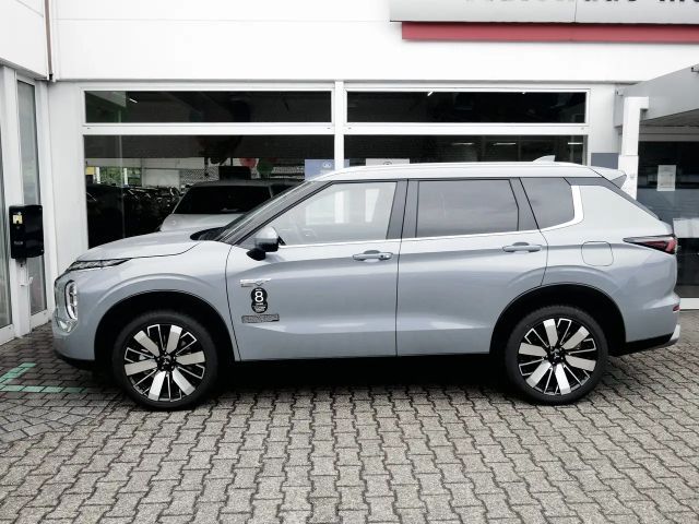 Mitsubishi Outlander 4WD PHEV
