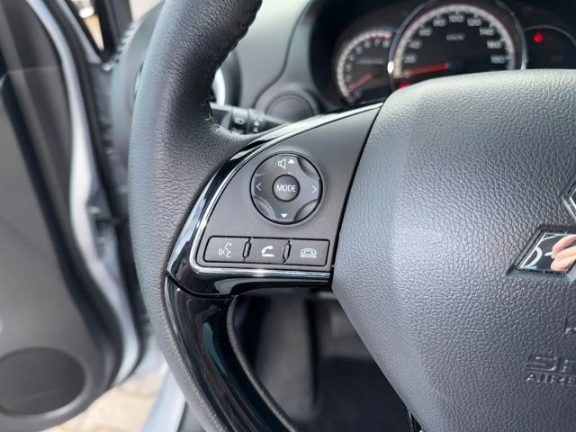 Mitsubishi Space Star Star