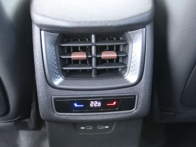 Cupra Terramar 1.5 e-TSI 150 PS DSG mit perfekter Mehrausstattung