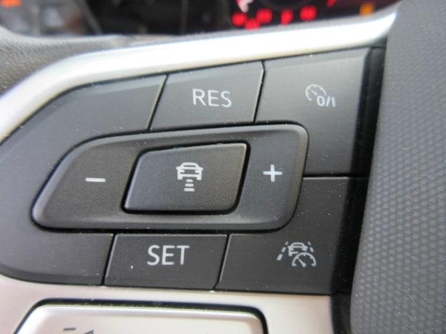 Volkswagen Golf 1.5 eTSI DSG Life Variant