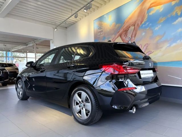 BMW 116 116i Advantage pakket Sedan