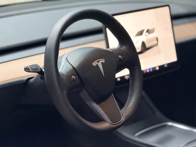 Tesla Model Y Performance