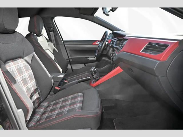Volkswagen Polo 2.0 TSI DSG GTI