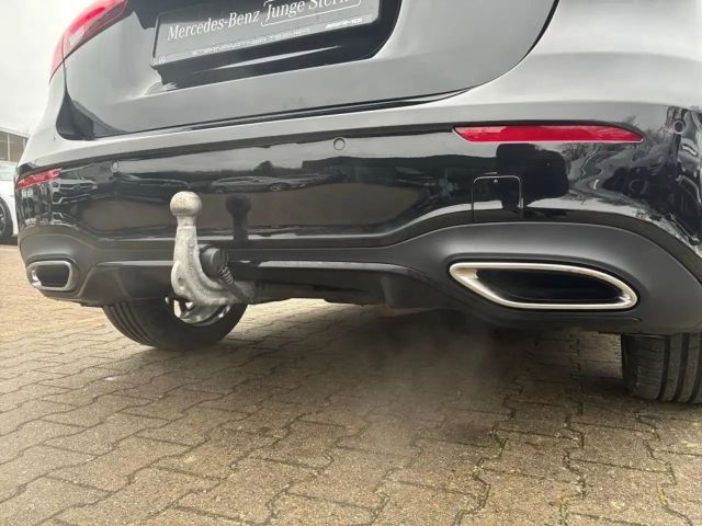 Mercedes-Benz A 220 A 220 d AMG Line