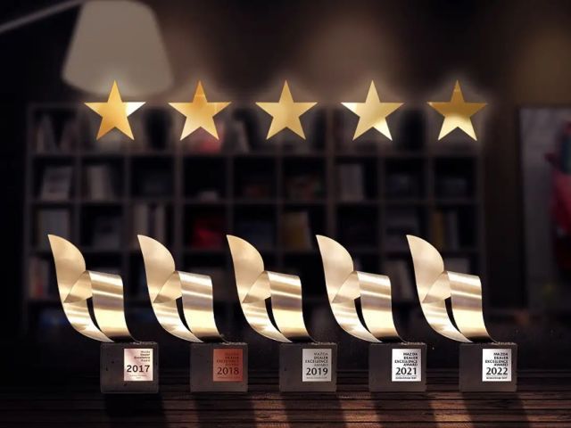 Mazda 2 Hybrid 2024 1.5 VVT-i 116 PS CENTRE-LINE