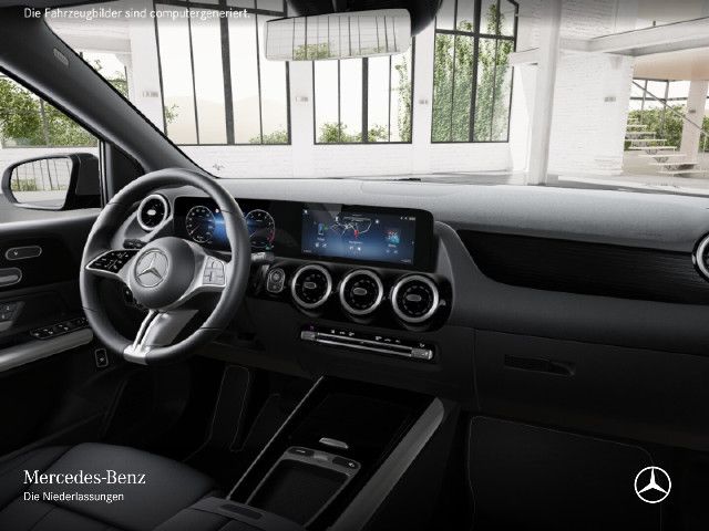 Mercedes-Benz B 200 Sedan