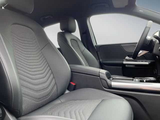 Mercedes-Benz B 180 Progressive