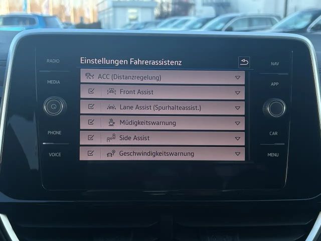 Volkswagen T-Roc IQ.Drive R-Line