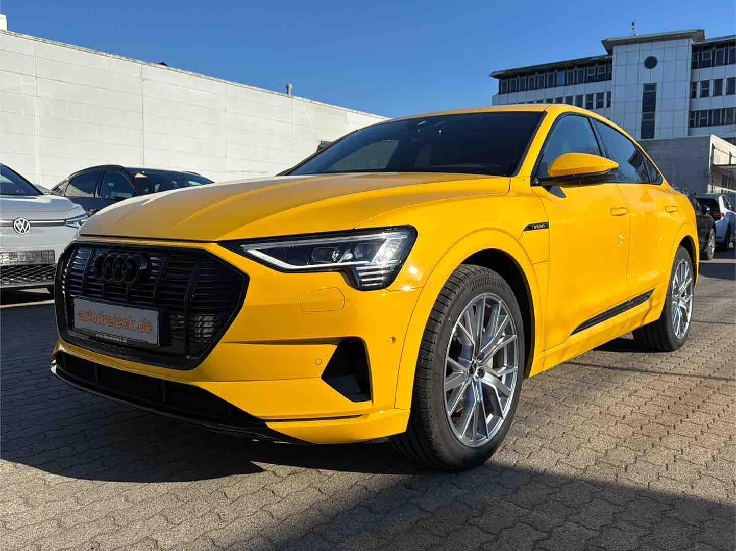 Audi e-tron 50 S-Line Sportback
