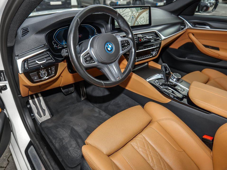 BMW 530 530e Sedan