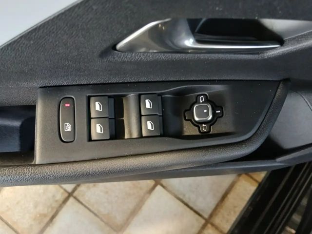 Opel Astra 1.2 Turbo