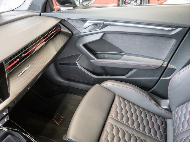 Audi RS3 Quattro S-Tronic Sedan