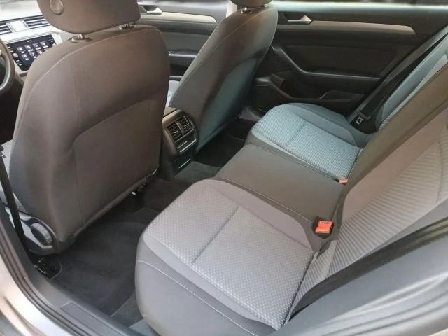 Volkswagen Passat 1.5 TSI Variant