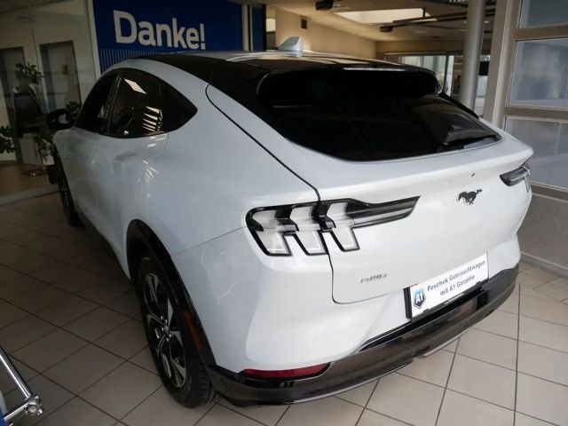 Ford Mustang Mach-E AWD
