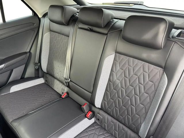 Volkswagen T-Roc 1.5 TSI DSG