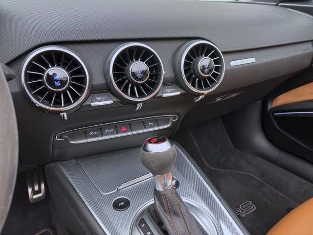 Audi TT RS Quattro Roadster S-Tronic