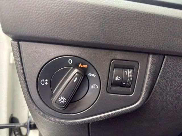 Volkswagen Polo Basis