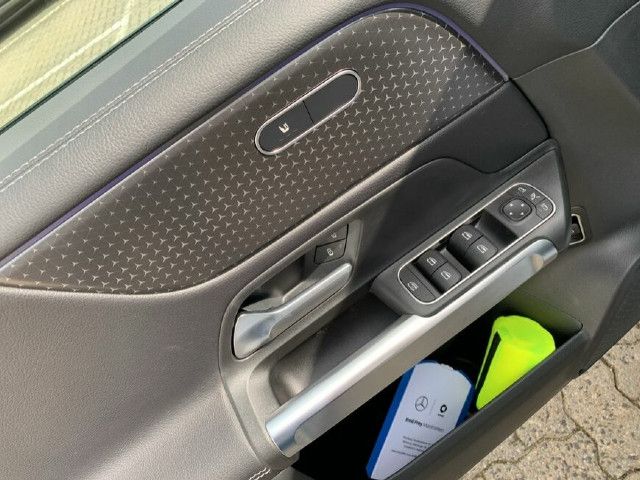 Mercedes-Benz GLB 200 GLB 200 d