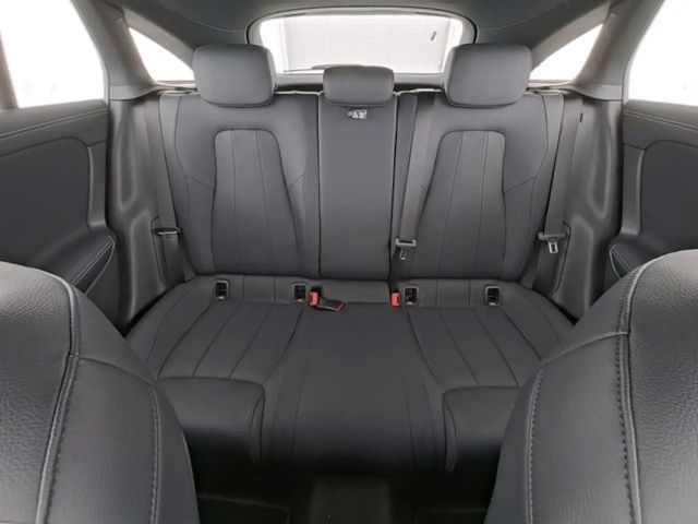 Mercedes-Benz CLA 180 Progressive