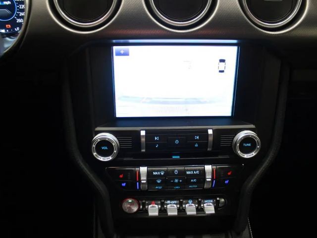 Ford Mustang Fastback GT 5.0 V8