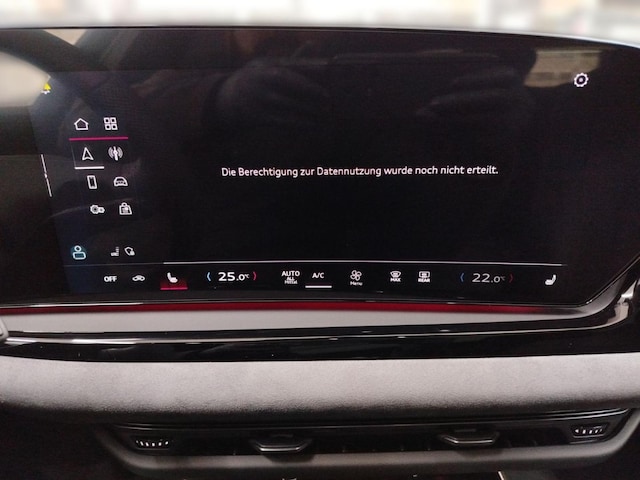 Audi A6 Avant Quattro S-Tronic