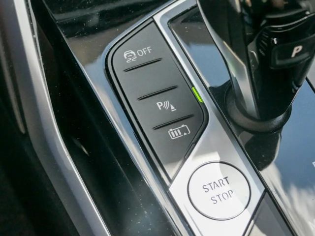 BMW 330 330e Touring xDrive