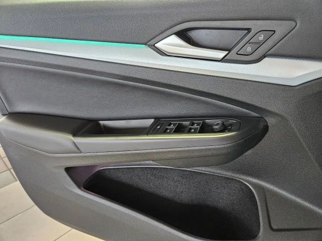 Volkswagen Golf 1.5 TSI Variant