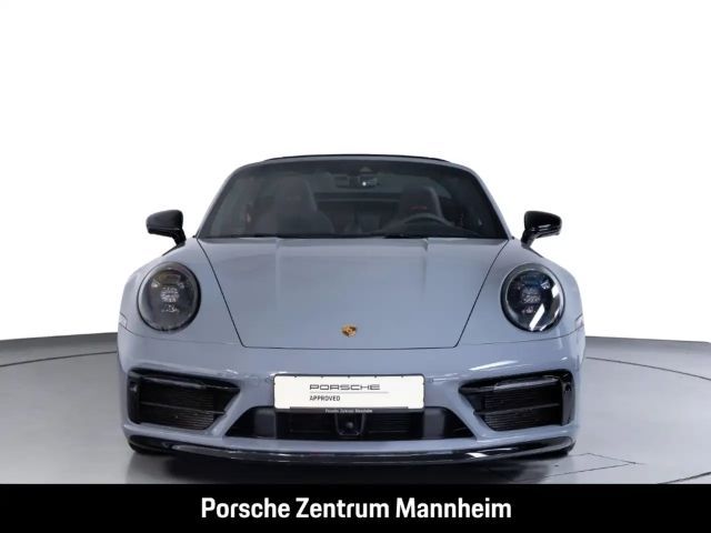 Porsche 992 4 Coupé GTS Targa